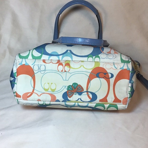 Coach Bag - Picture 2 of 4